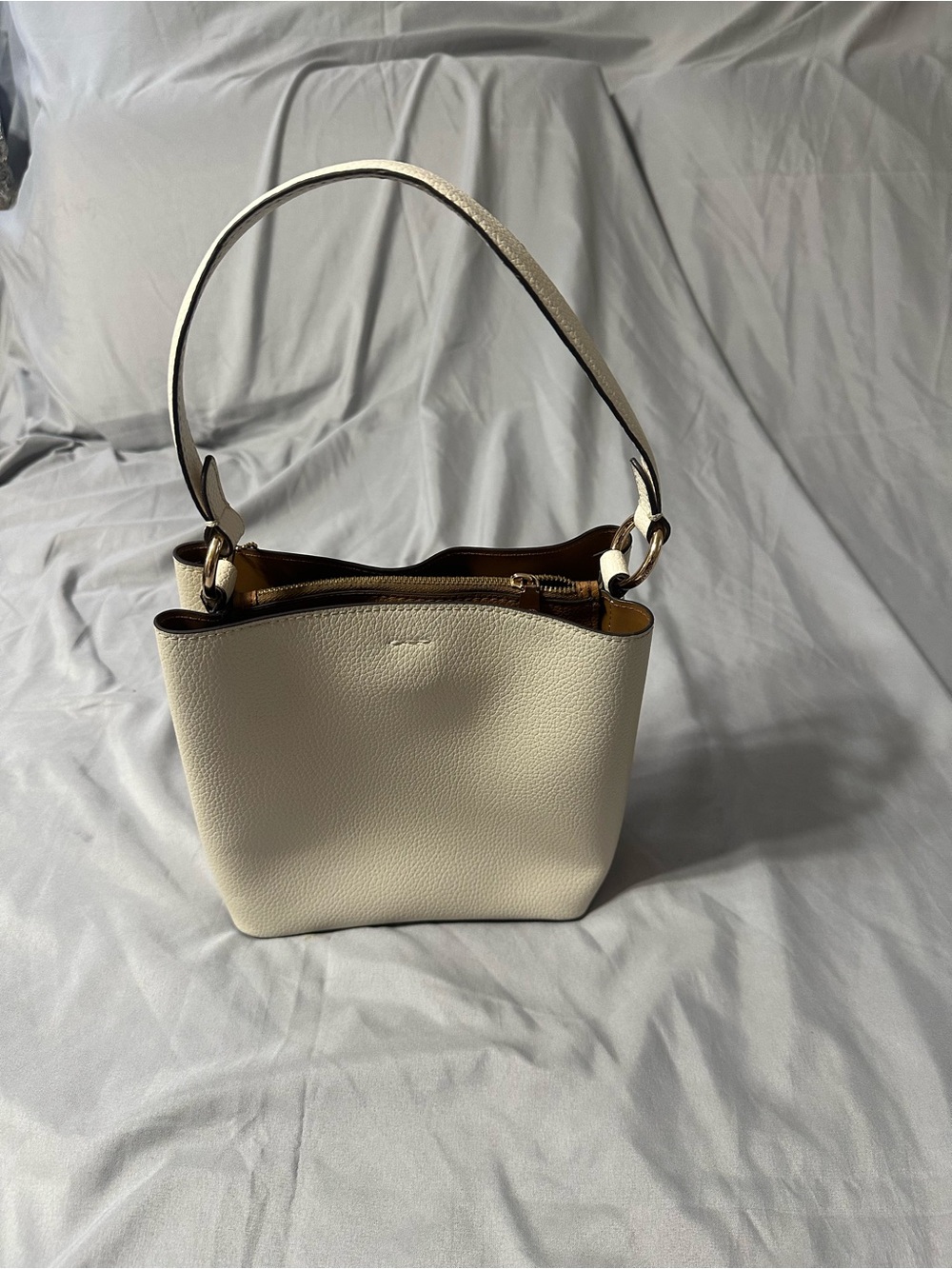 COACH HANDBAG - Picture 5 of 14